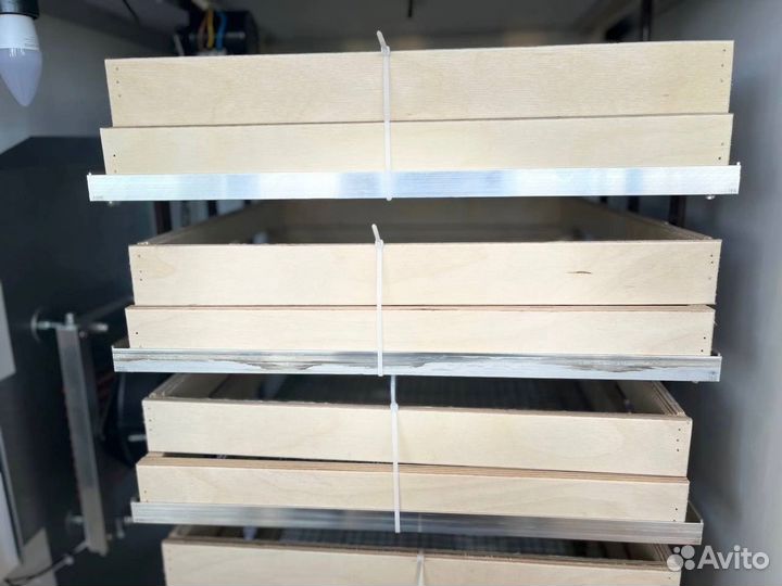 Инкубатор автоматический на 350 яиц