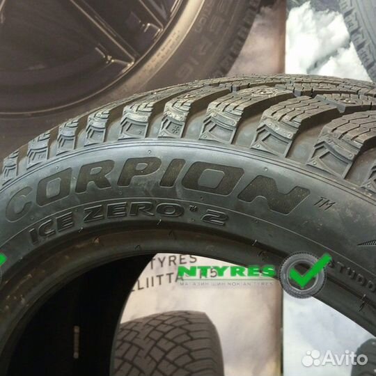 Pirelli Scorpion Ice Zero 2 285/35 R22 106H