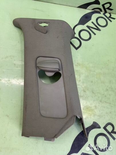 Накладка на стойку кузова задняя правая Volkswagen