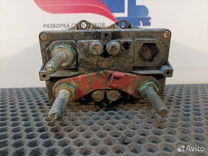 Выключатель массы Iveco Stralis