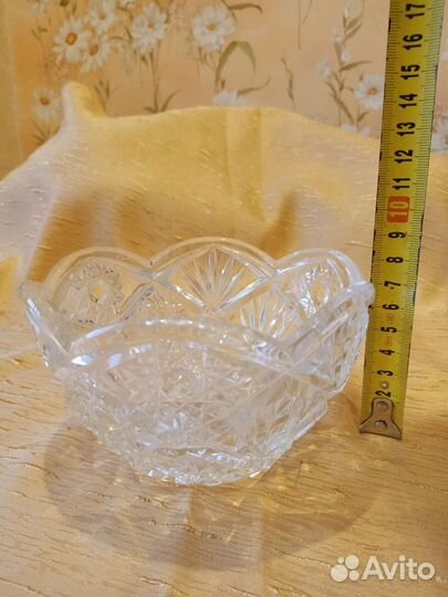 Хрустальная ваза