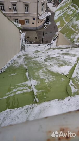 Чистка крыш от снега