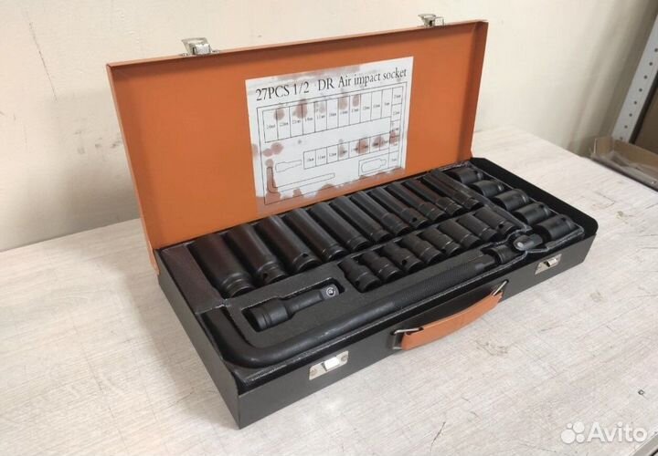 Набор ударных головок 1 2 с воротком