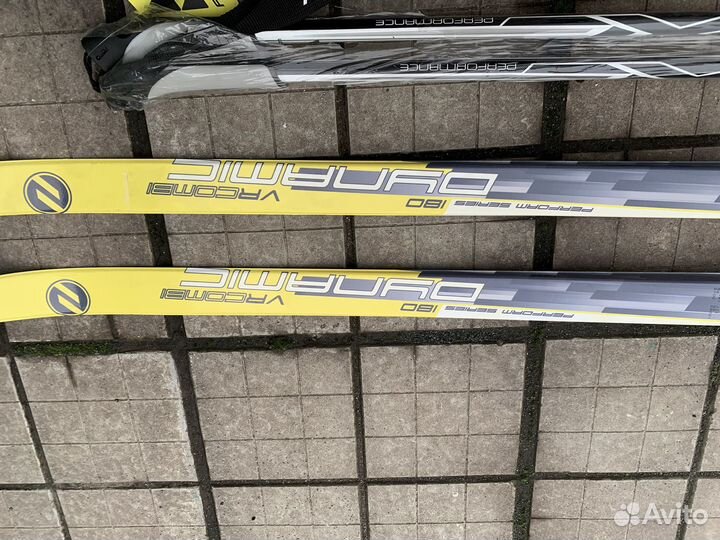 Беговые лыжи