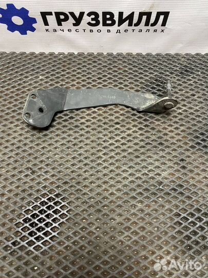 Кронштейн (крепление) Volvo FH4 21909440