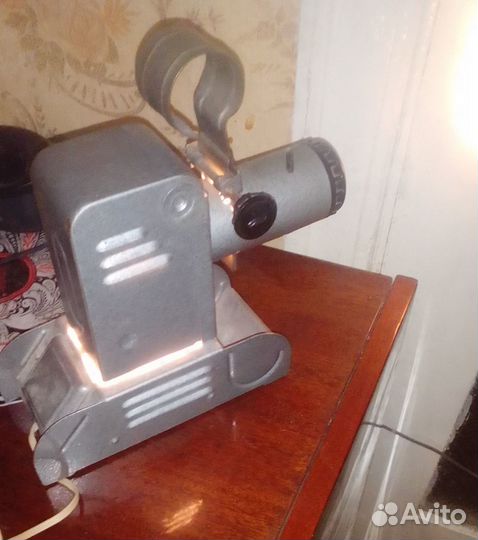 Диафильмы для фильмоскопа и диапозитивы СССР