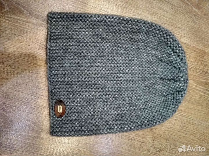 Женские шапки