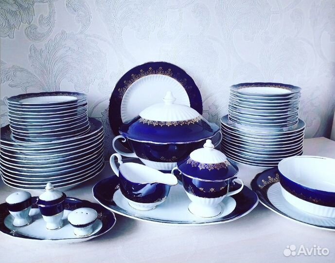Сервиз столовый на 12 персон. 58 предметов