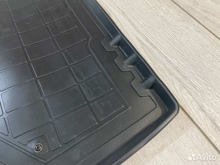 Оригинальный ковер с фартуком Skoda Yeti