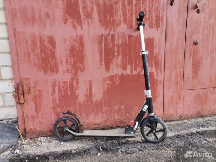 Самокат взрослый Reacriont 200