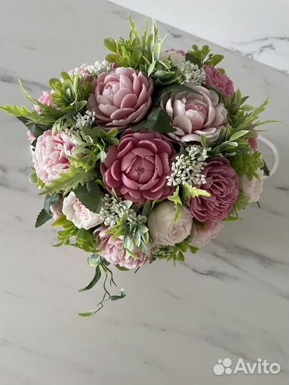 Букет пионов