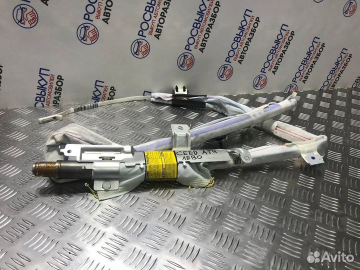 Шторка безопасности Kia Ceed 1