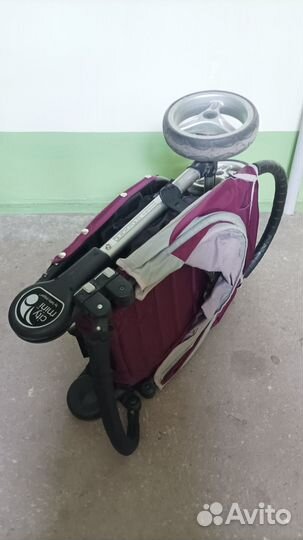 Прогулочная коляска baby jogger city mini