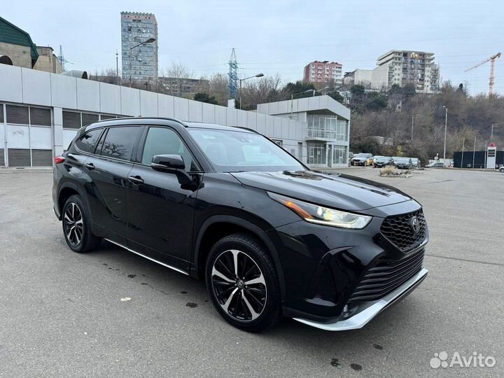 Toyota Highlander 2.5 AT, 2021, 63 000 км