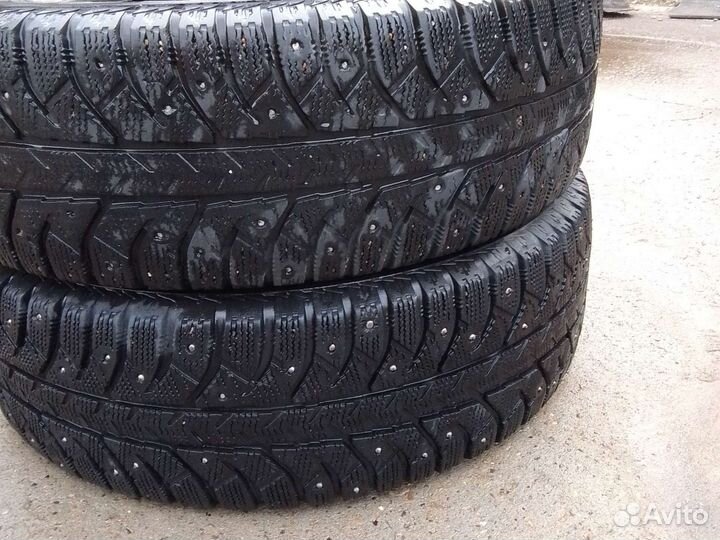 Bridgestone Ice Cruiser 7000 195/65 R15