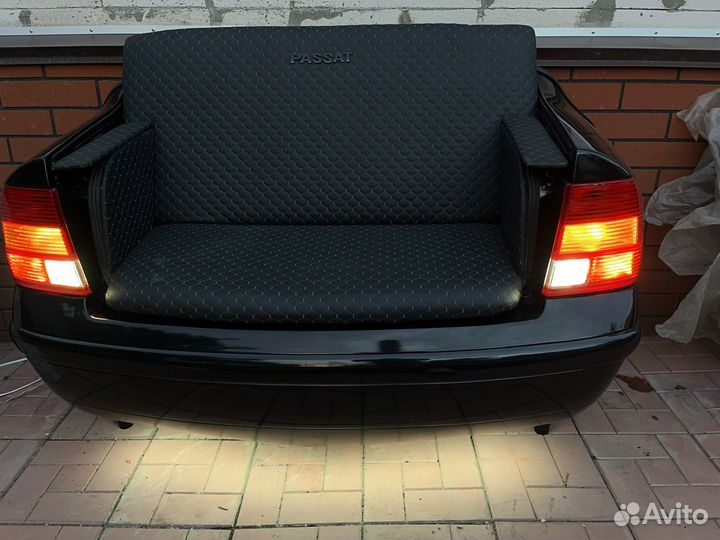Продаю Автомобильный Диванчик volkswagen passt B5