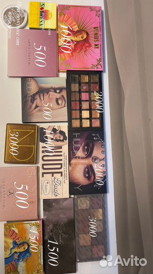 Косметика тени хайлайтер