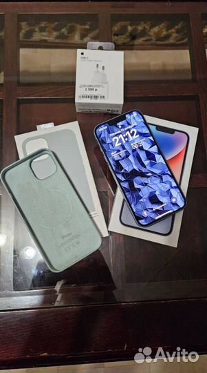 iPhone 14, 256 ГБ
