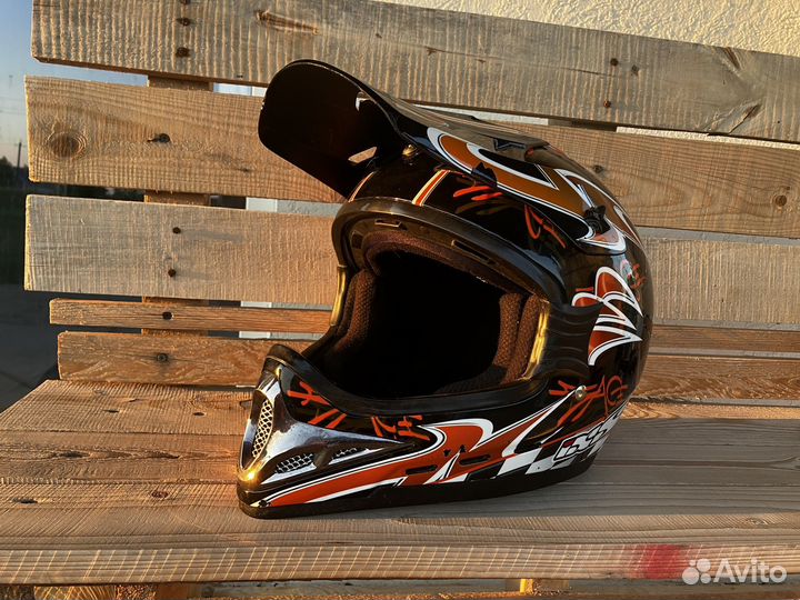 Кроссовый шлем ixs