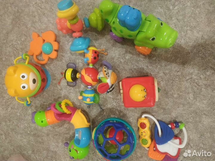 Развивающие фирменные игрушки погремушки грызунки