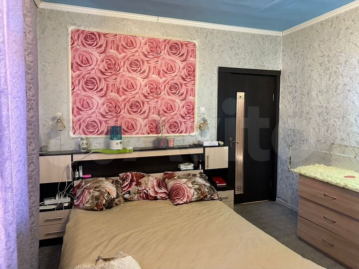 2-к. квартира, 42 м², 1/3 эт.