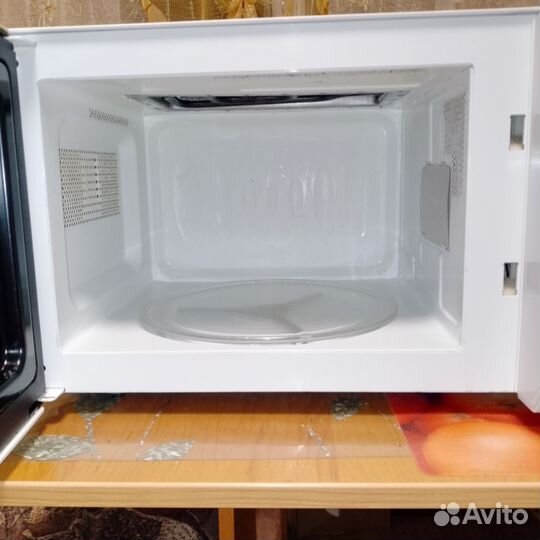 Микроволновая печь LG