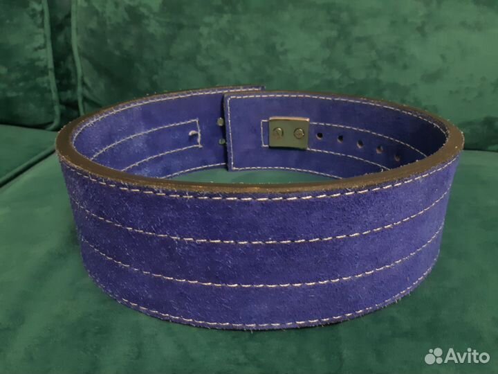 Пояс тяжелоатлетический с карабином