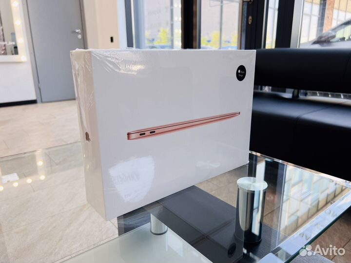 MacBook Air 13 2020 256Gb M1 Gold Новый