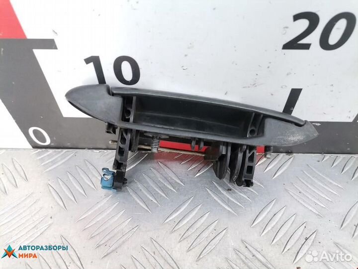 Ручка наружная задняя правая Renault Clio 2 2001