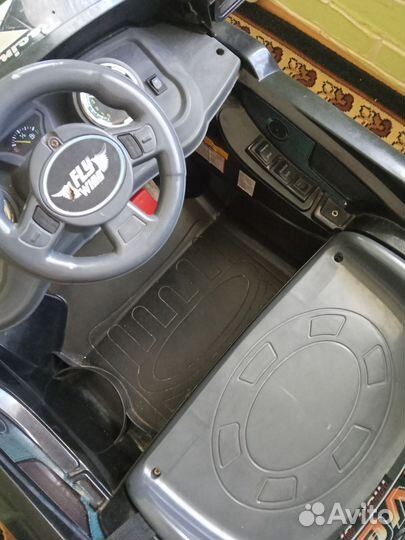 Детский электромобиль джип