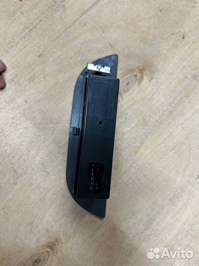 Выключатель электростеклоподъемника левый Foton 10