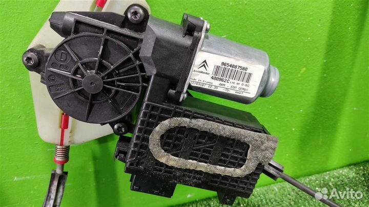 Стеклоподъемник передний правый Citroen C4 Picass