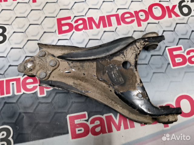 Рычаг подвески передний правый Renault Duster