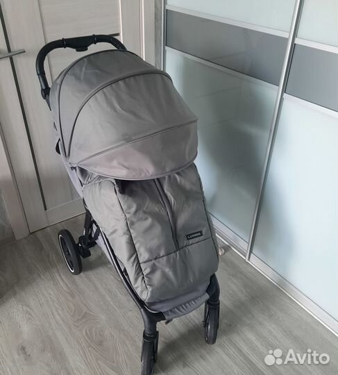 Прогулочная коляска Luxmom Libra 730