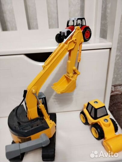 Экскаватор детский