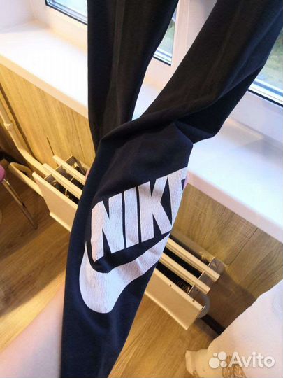 Легинсы Nike женские