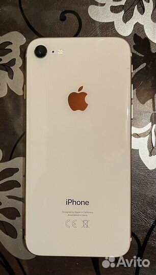 iPhone 8, 64 ГБ