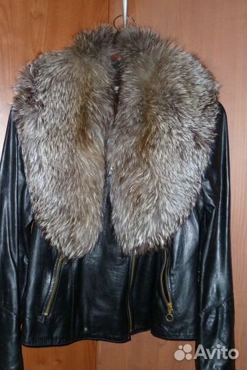 Меховой воротник из чернобурки и хвост