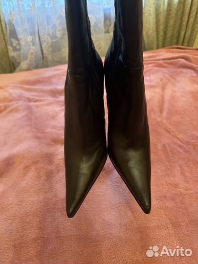 Сапоги женские натуральная кожа 35-36 размер
