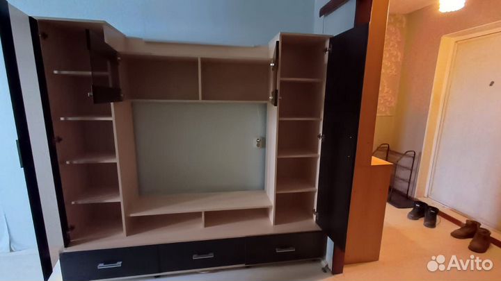 Стенка под телевизор