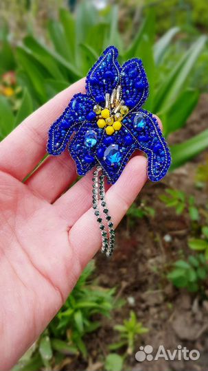 Брошь ручной работы