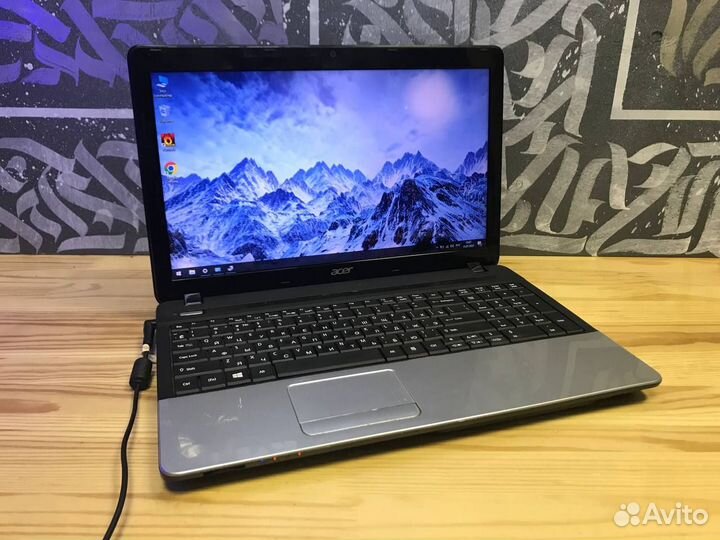 Шустрый ноутбук Acer SSD/Intel/6Gb