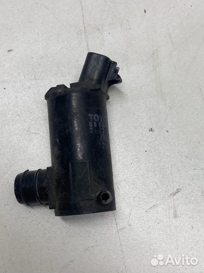 Моторчик омывателя фар передний Toyota Camry