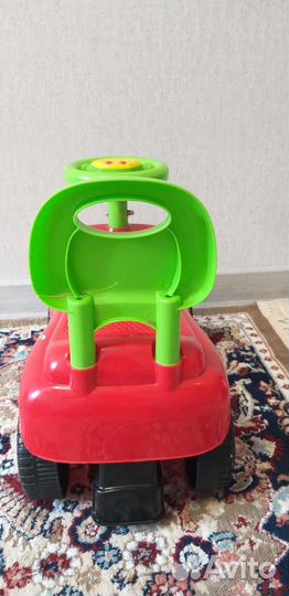 Машинка каталка