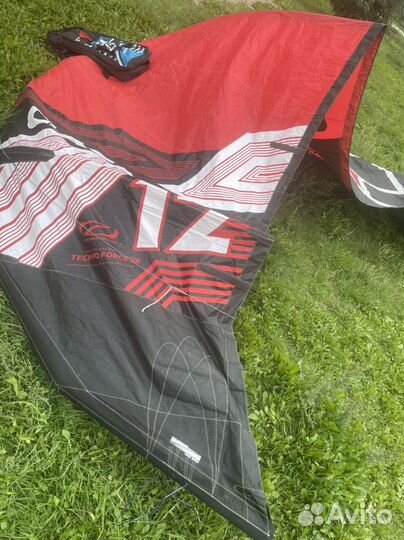 Кайт Ozone Catalyst V1 (комплет с планкой)