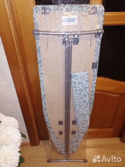 Гладильная доска новая в упаковке