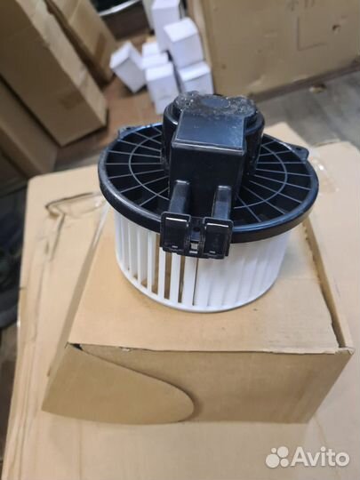 Мотор отопителя (в торпеде) Паджеро 4