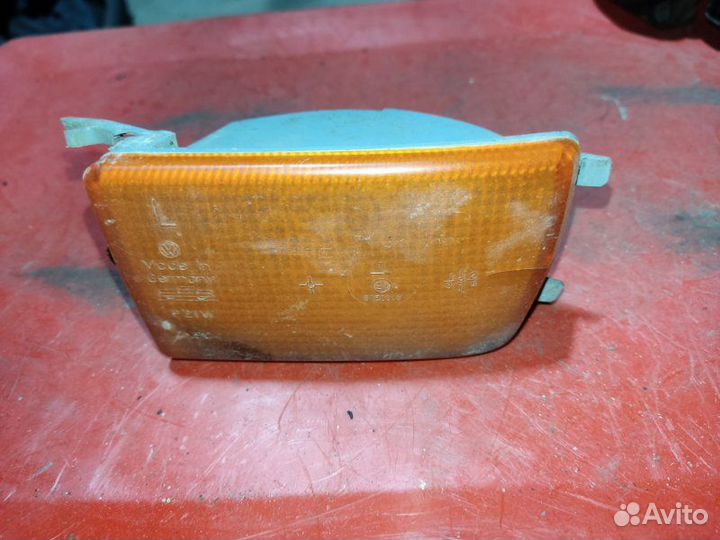 Поворотник передний левый Volkswagen Golf 3 купе