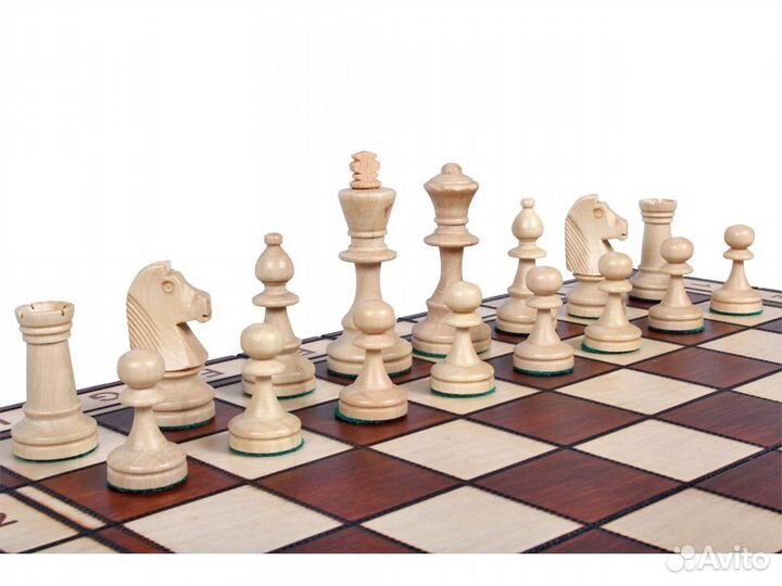 Шахматы из дерева 