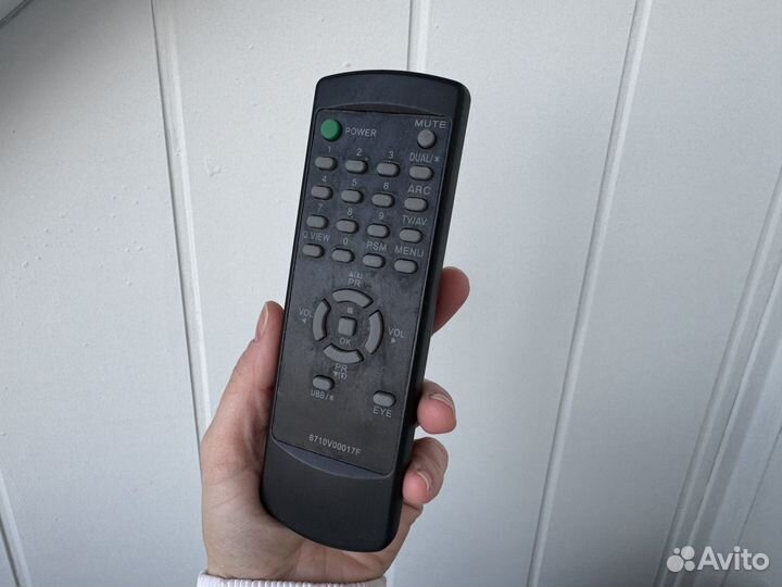 Телевизор lg CF -14F89